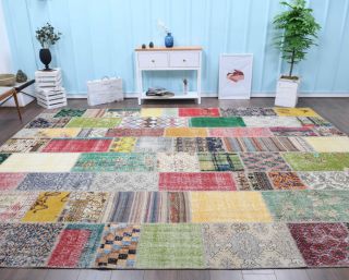 Vintage Patchwork Oversized Area Rug - Thumbnail