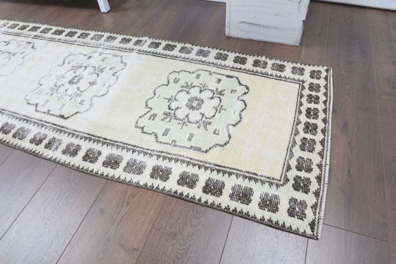 Vintage Runner Rug - 29412