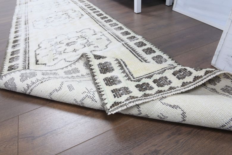 Vintage Runner Rug - 29412