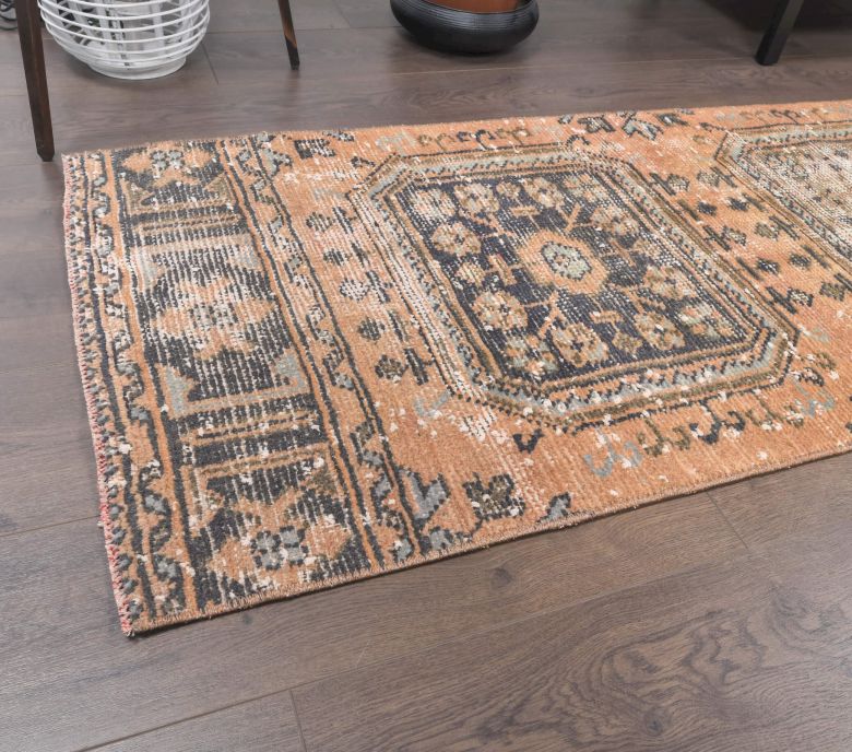 Vintage Runner Rug - 24139