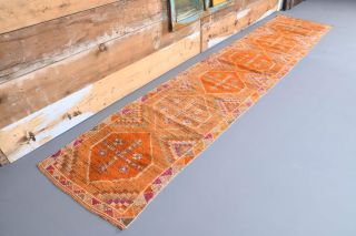 Turkish Vintage Runner Rug - Thumbnail