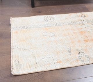 2x4 Vintage Small Rug - Thumbnail