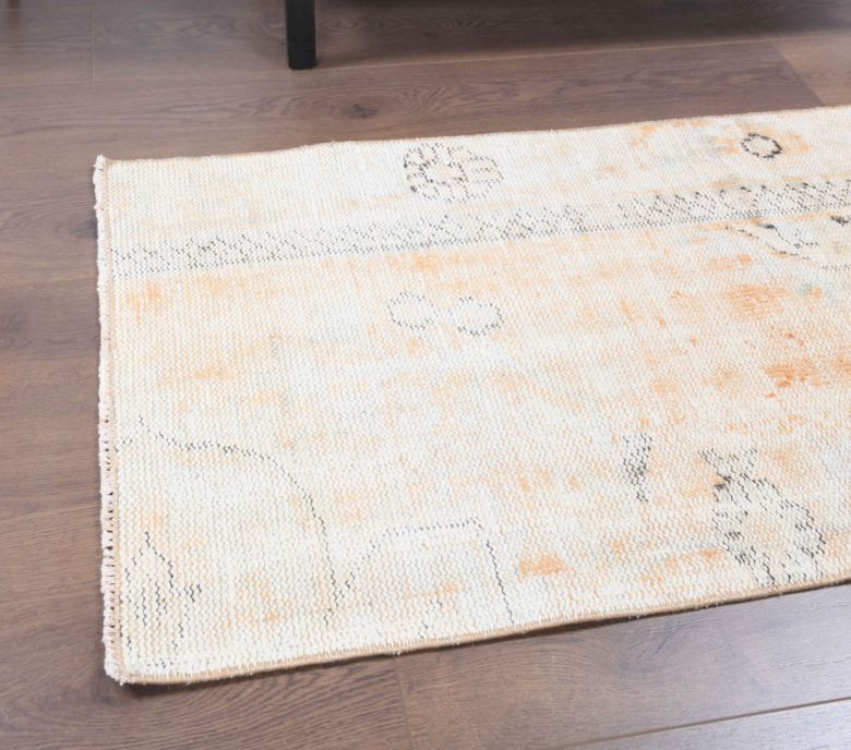 2x4 Vintage Small Rug