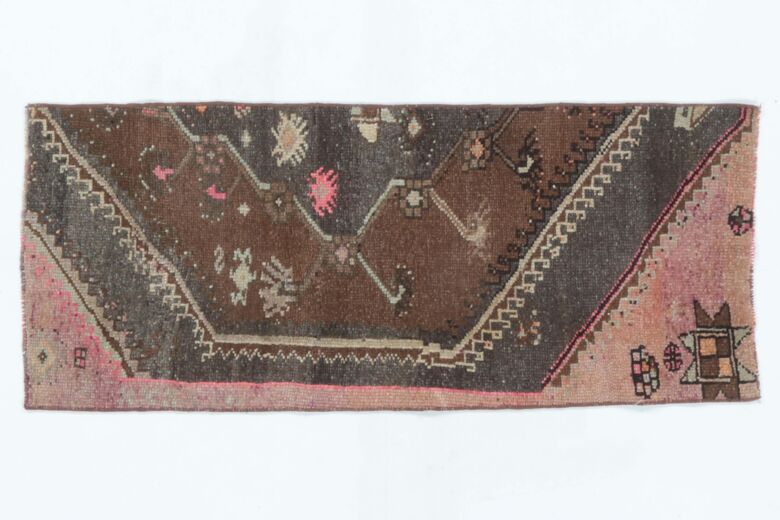 2x5 Vintage Geometric Anatolian Small Rug