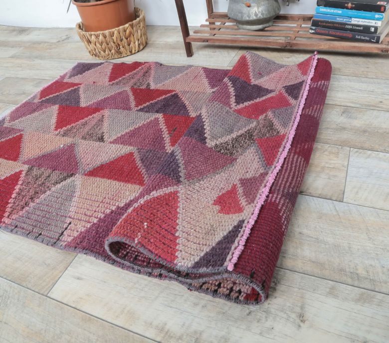 2x5 Vintage Triangular Pink-Lavender Handmade Anatolian Small Rug