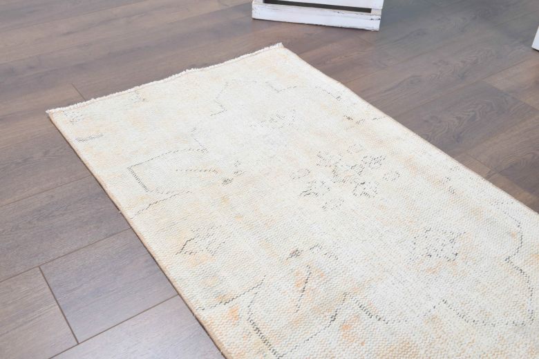 2x6 Wool Antique Runner Rug