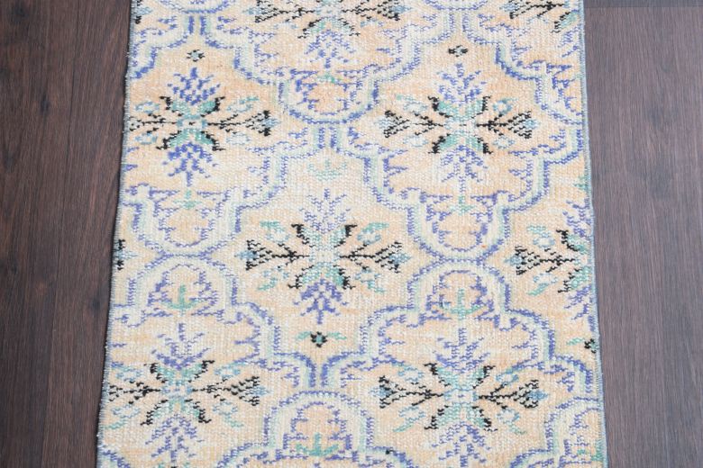 Vintage Anatolian Runner Rug - 29217