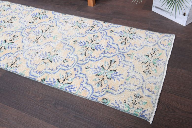 Vintage Anatolian Runner Rug - 29217