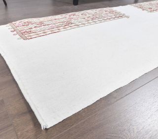 Vintage White Runner Rug - Thumbnail