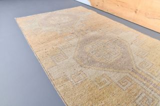 Vintage Beige Runner Rug - Thumbnail