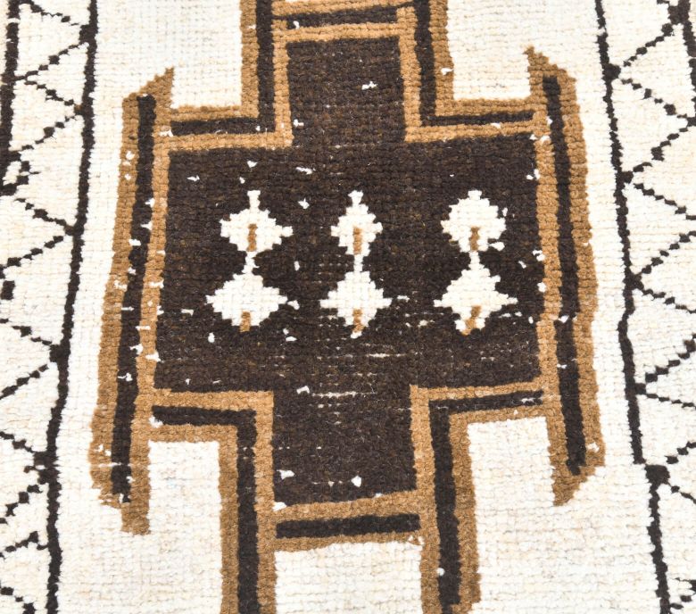 Vintage Runner Rug - 25673