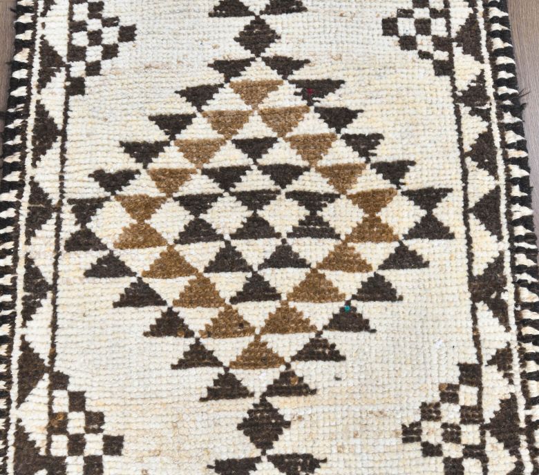 Vintage Runner Rug - 25683