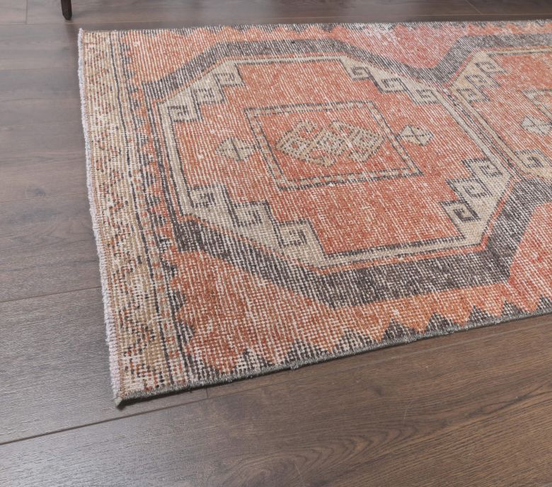 Vintage Runner Rug - 24326