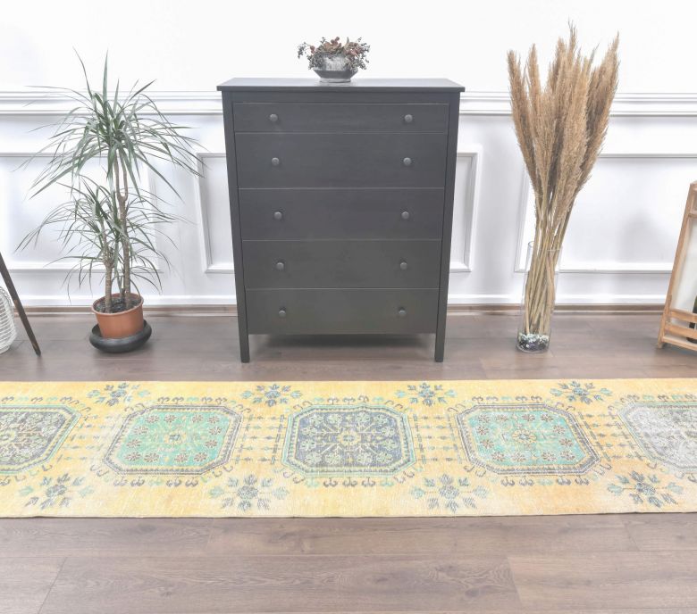 Vintage Runner Rug - 24134