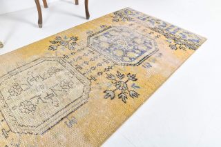 Vintage Runner Distressed Rug - Thumbnail