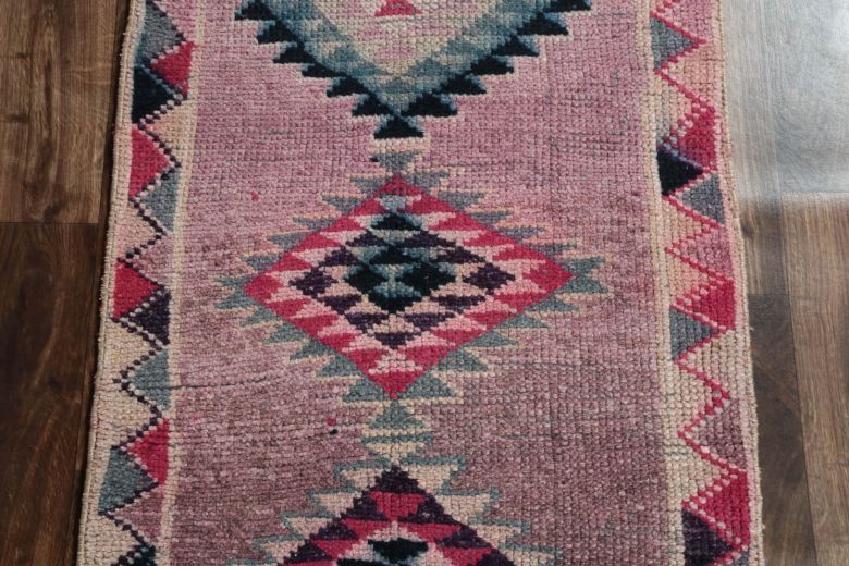 Vintage Runner Rug - 24347