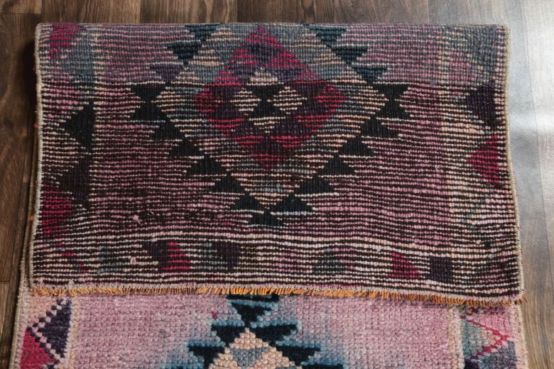 Vintage Runner Rug - 24347