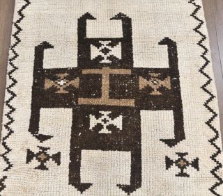 Vintage Runner Rug - Thumbnail