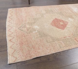 Traditional Vintage Runner Rug - Thumbnail