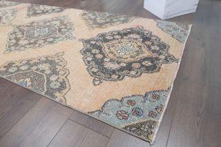 Vintage Runner Rug - Thumbnail