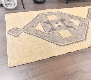 Vintage Runner Rug - Thumbnail