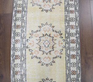 Vintage Runner Rug - Thumbnail