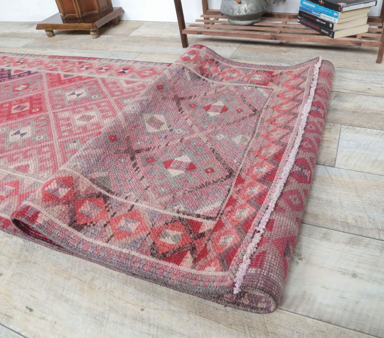 3x11 Vintage Pink Diamond Rug Runner