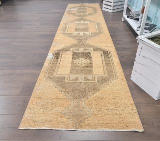 Turkish Vintage Runner Rug - Thumbnail