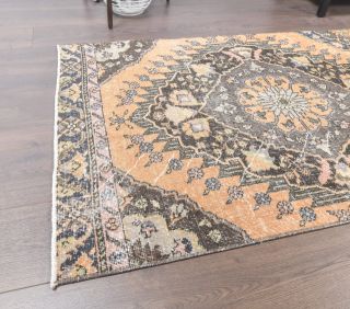 Oriental Vintage Runner Rug - Thumbnail