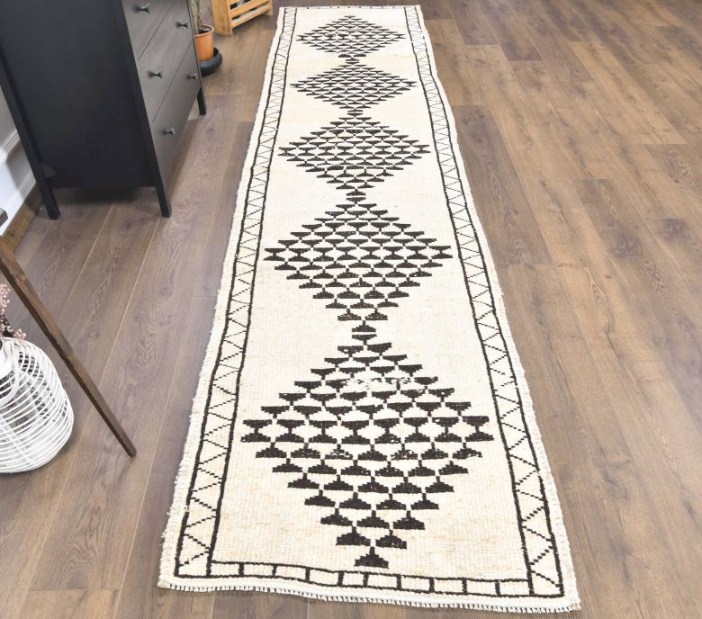 Vintage Runner Rug - 25663