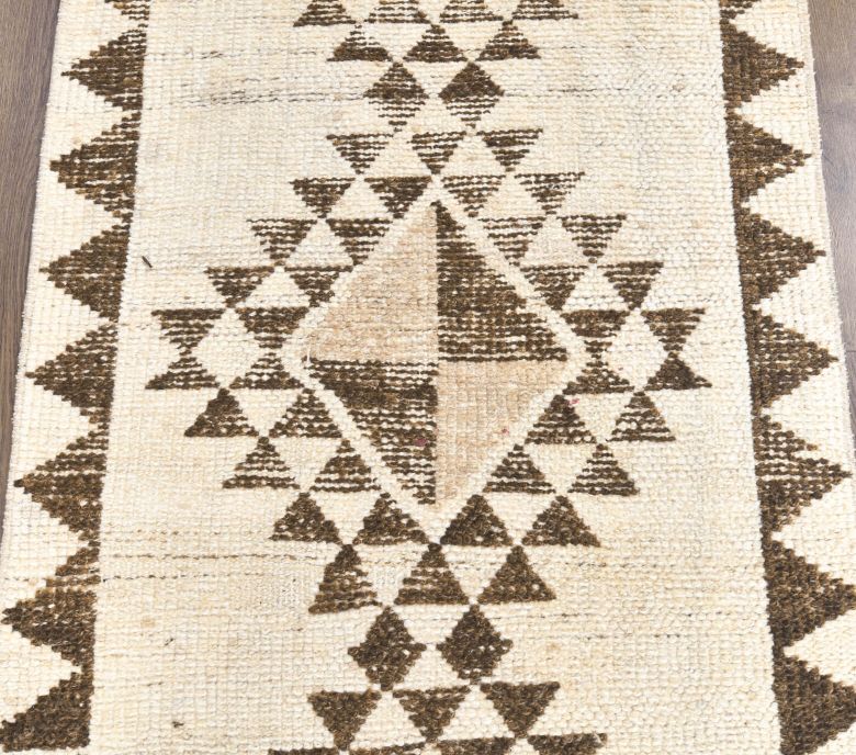 Vintage Runner Rug - 25679