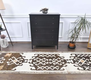 Vintage White Runner Rug - Thumbnail