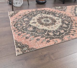 Oriental Vintage Runner Rug - Thumbnail