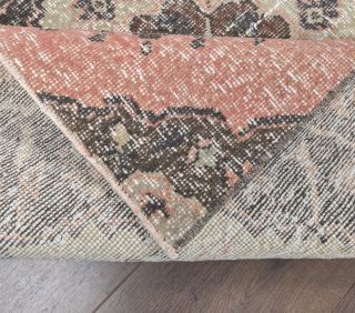 Oriental Vintage Runner Rug - Thumbnail