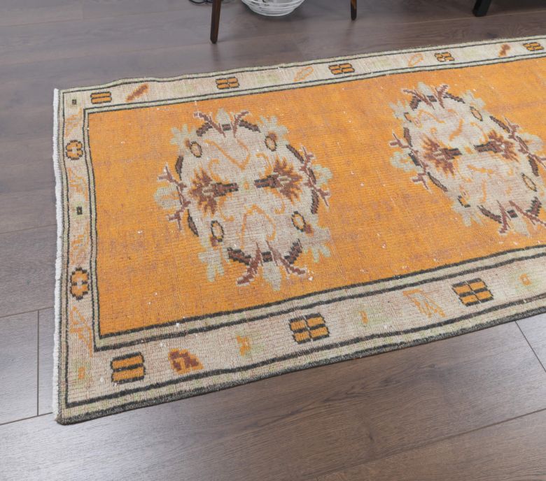 Vintage Runner Rug - 28701