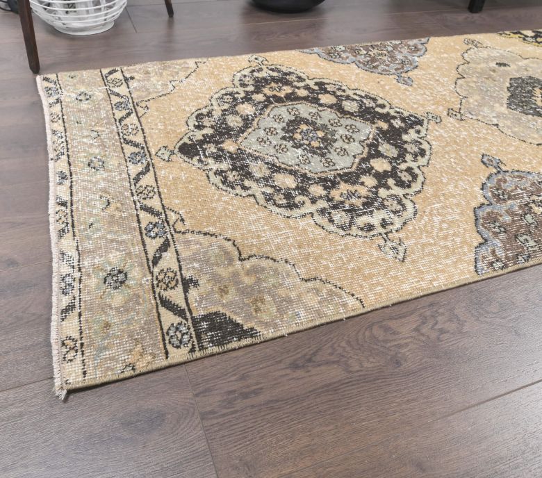 Vintage Runner Rug - 24319