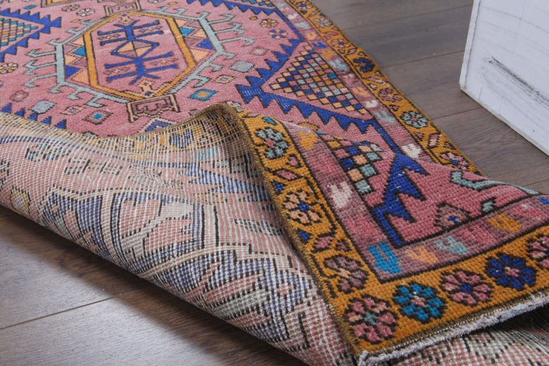 Vintage Anatolian Runner Rug - 29434