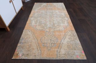 Vintage Area Rug - Thumbnail