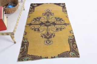 Vintage Area Rug - Thumbnail