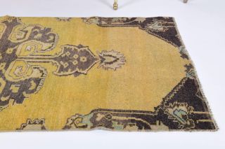 Vintage Area Rug - Thumbnail