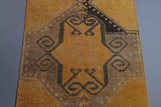 Vintage Runner Rug - Thumbnail