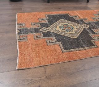 Vintage Runner Rug - Thumbnail