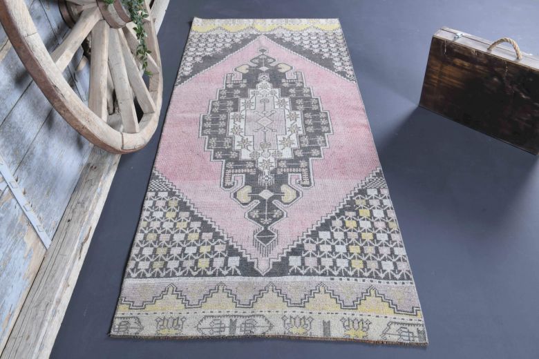 3x7 Wool Antique Accent Rug