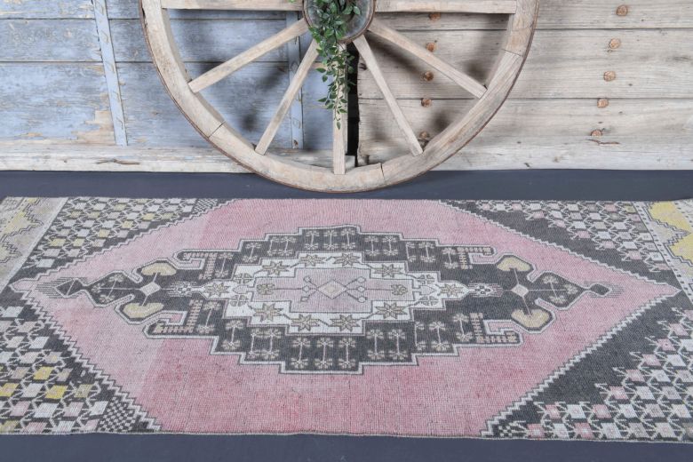 3x7 Wool Antique Accent Rug