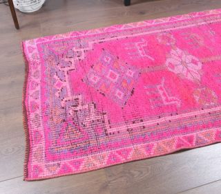 3x7 Vintage Runner Rug - Shabby Chic - Thumbnail