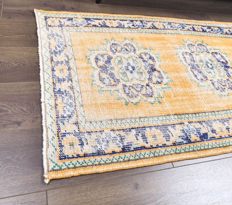 Vintage Runner Rug - 25438