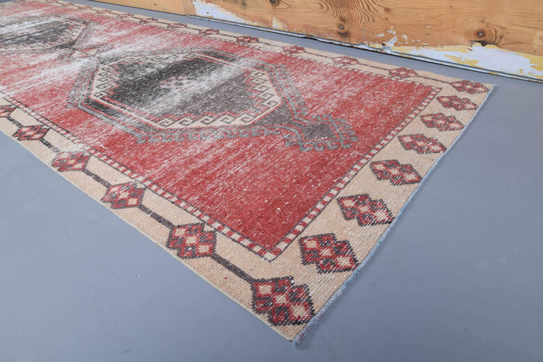 Vintage Runner Rug - 26572