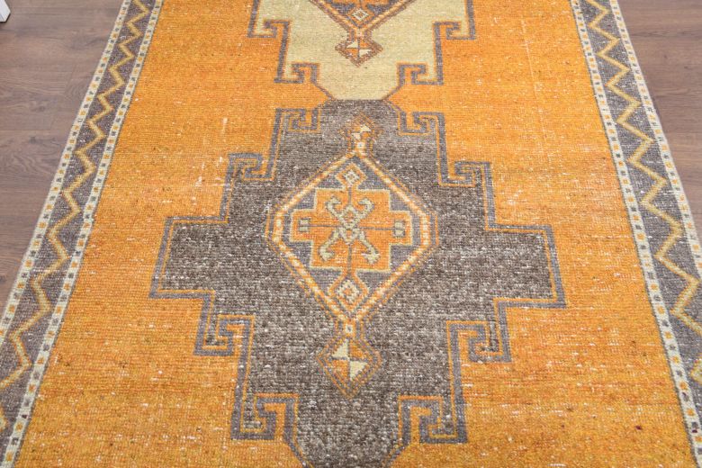 Vintage Runner Rug - 26565