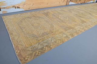 Vintage Runner Rug - Thumbnail