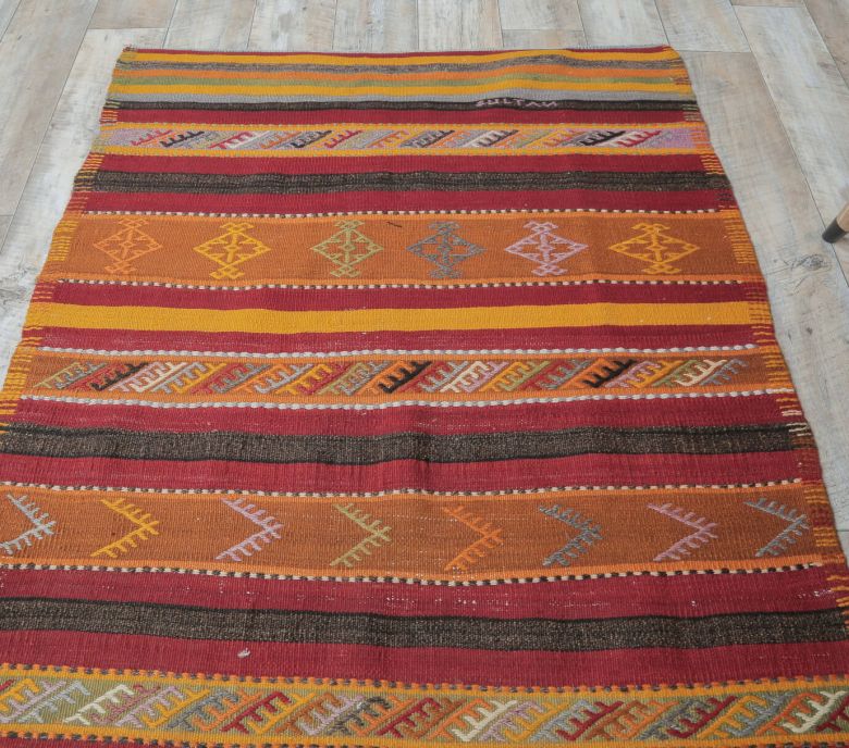 Vintage Sivas Kilim Runner Rug